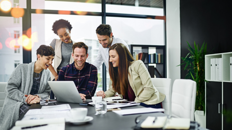 Renforcez vos soft skills et apprenez à collaborer efficacement grâce aux formations OctiAcademy.